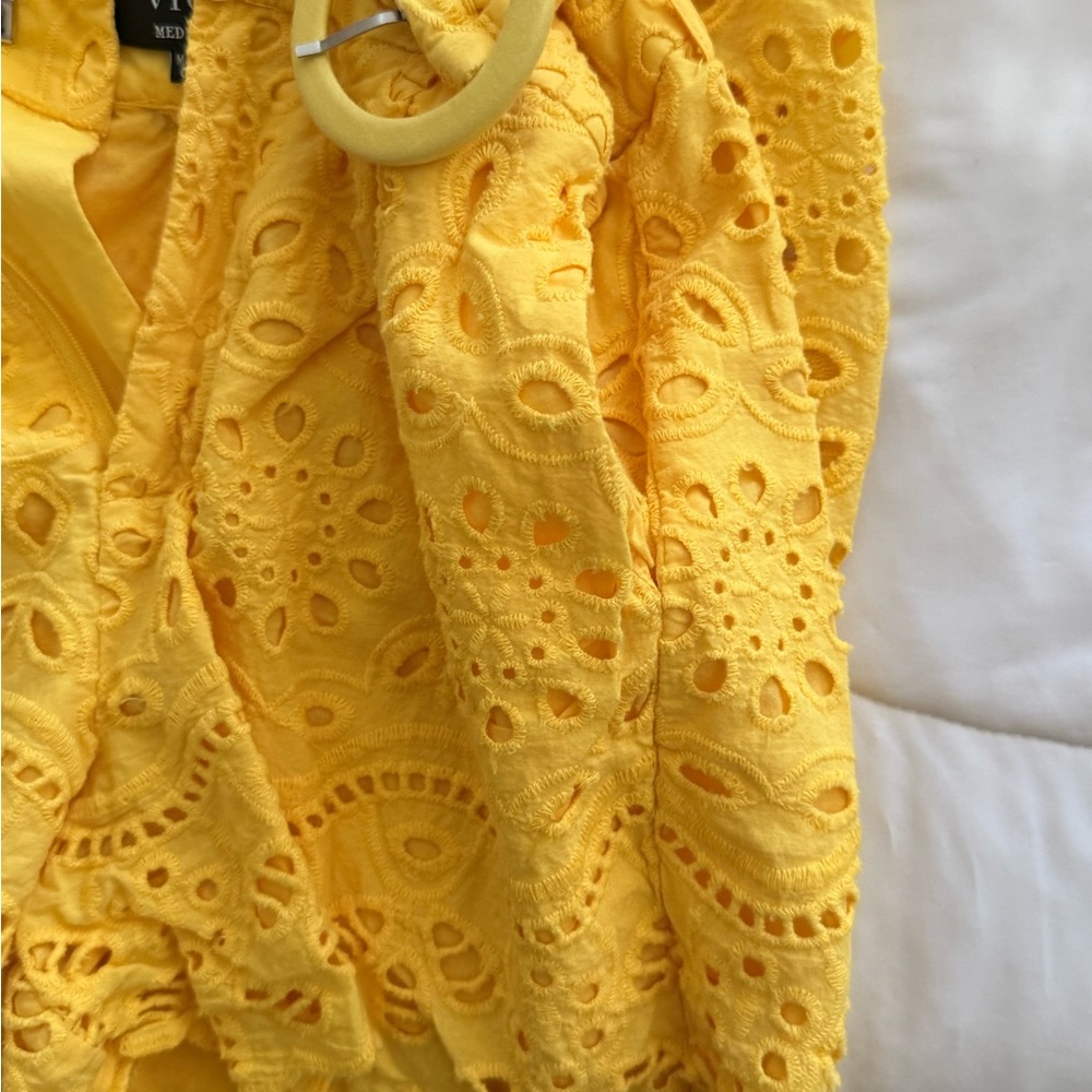 Vici Sunlit Yellow Eyelet Set - Picture 8 of 10